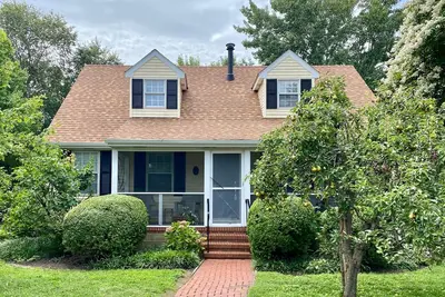 Image de Downtown Oxford | Outdoor Dining | Character Filled