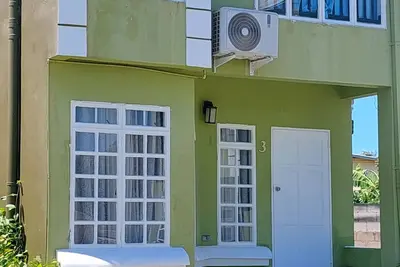 Image de Shore Ting, Crown Point, Tobago