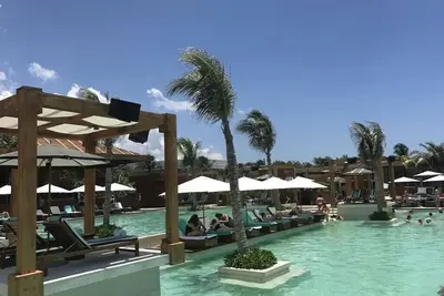 Image de Grand Luxxe - Riviera May 3 Bedroom Spa Private Residence