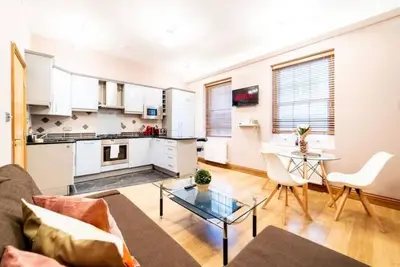 Image de St Paul Cathedral-City of London]London Apartment