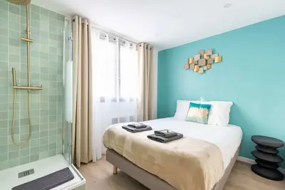 Image de Buttes Chaumont 2 - Deux Chambres Appartement, Couchages 6