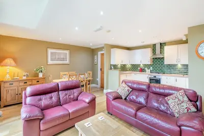 Image de 2 chambres à coucher à Ware