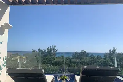 Image de Luxury, Jacuzzi, Para 8 Personas, a Pasos de la Playa!