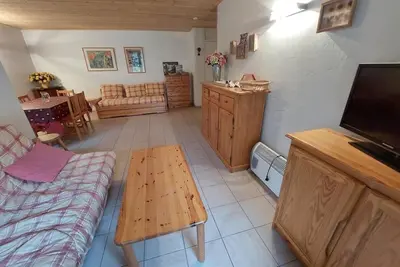 Image de 20m des commerces, Rez-de-chaussée, parking, télévision, casier à ski, 40m², Les 2 Alpes