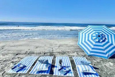 Brand New Beach House! Fun, Stroll to Downtown, Steps to Beach