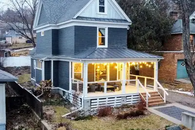 Image de Historic Home w/ 2 King Beds & Fast Wifi Near Dwntn & Granite Peak Skiing/Hiking