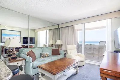 Image de Sunrise Gulf View/beach front unit! Enjoy one free beach chair setup each day!