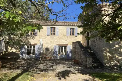Image de Jolie ferme restaurée avec piscine dans le Tarn