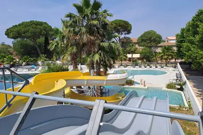 Image de Mobil Home climatisé dans Joli Camping