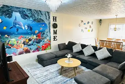 Image de Ocean Palace -12 Guests-close to I-75, Voa park, W&S Tennis Tournament, King Island