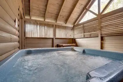 Image de Rustic Mountain Cabin w/ Hot Tub & Fireplaces