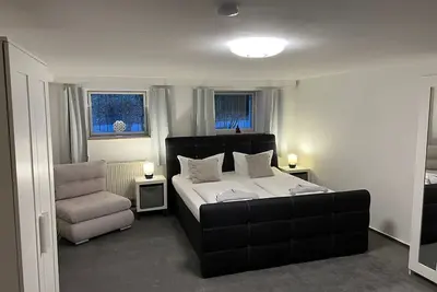 Image de Souterrain Apartment - Erdgeschoss - Einfaches Souterrain Monteur-apartment mit Sauna + Garten