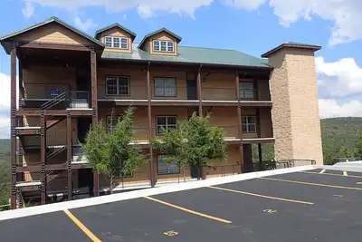 Image de 51-10 Elevator, Lake View, Indoor/Outdoor Pools w/Splash Pads, Close to Sdc