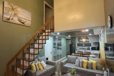 Image de QHouse – Spacious 4br, 2 Bath Home in Downtown Cdo