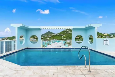 Image de Lighthouse 3c in Oyster Bay by Personal Villas - Ideal for Couples and Families