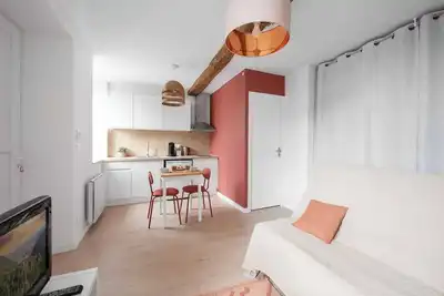 Agréable studio cosy entièrement rénové