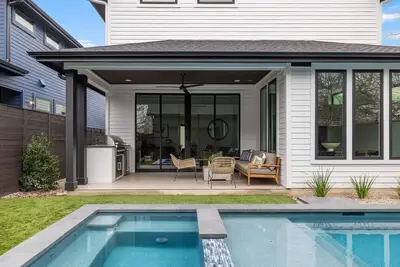 Image de Chef's Kitchen, Pool | The Taylor by Portoro