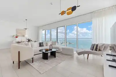 Image de Upscale Apt w/ Open Sea and Bluewaters Vws in Jbr