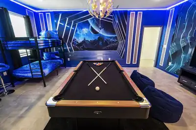 Image de Last Minute Disney! Private Pool, Hot Tub & Themed Bedrooms. Book Now! #105281