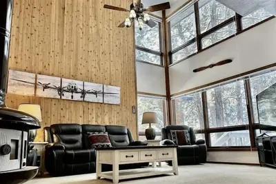 Image de Aviators Located on the Golf Course, A/C, Ext Deck & Bbq, Aviators Albatross on the greens