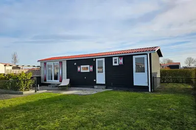 Image de Beautiful chalet on the Zeeland coast