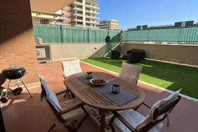 Image de Elegante appartamento vicino alla stazione e all aeroporto Leonardo Da VInci