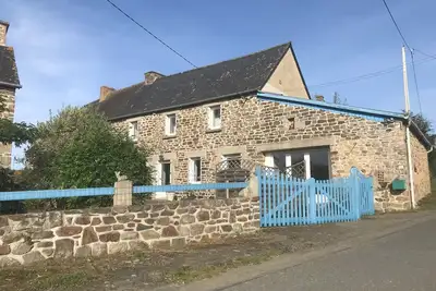 Image de Maison Ker Lac en pierres de granit pour 8/10 personnes