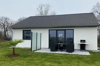 Image de New! Modern vacation home Schwanbeck with whirlpool option