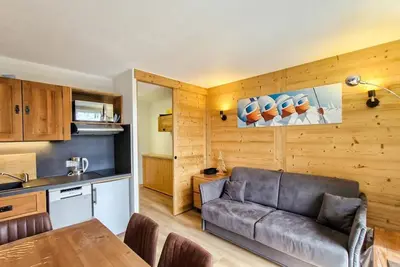 Image de À 150m des remontées, 4ème étage, balcon, télévision, casier à ski, 25m², Flaine