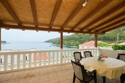 Image de Appartement dans Saplunara avec vue mer, terrasse, Climatisation, Wifi (5197-5)