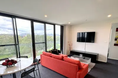 Image de Fancy in Phillip - 2bd 2bth Apt!