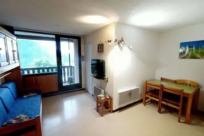 Image de 2ème étage, balcon, télévision, casier à ski, 26m², Réallon
