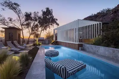 Image de Skyeview Camelback - Award-winning mountaintop oasis by Hancock-Contreras Design