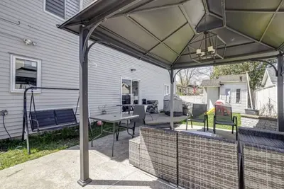 Image de Magnifique et grande maison de 4 chambres et 2 salles de bain a Laval.