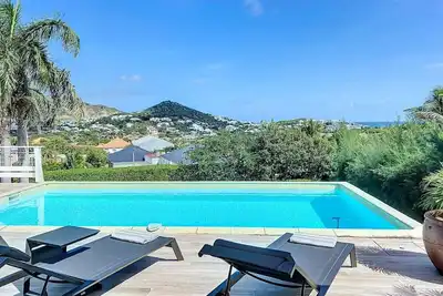 Image de Villa Harmony, spacieuse et moderne, vue mer