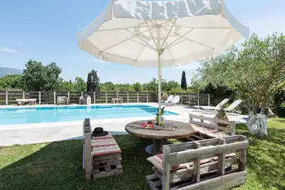 Image de Wonderful Dassia Villa | 3 Bedrooms & Private Pool | Villa Dassia Ena | Corfu