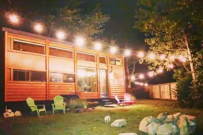 Image de Luxury Tiny Home. Brew Ridge. Trail. Ski. Wineries
