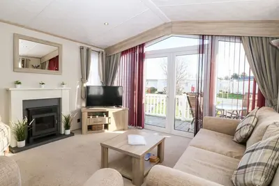 Image de Snape Lodge, pet friendly, with pool in Towyn