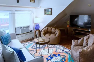 Image de Cozy Loft in Ky! Perfect Location!