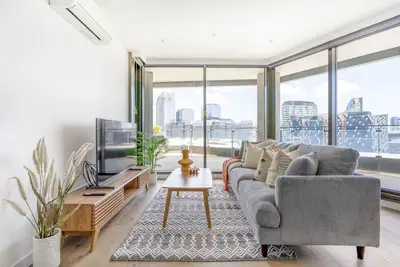 Image de Prestigious 2br West Side Place apt Free Parking