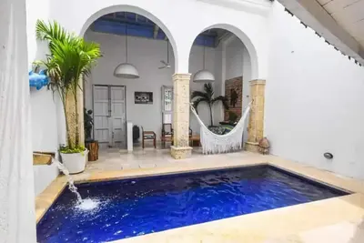 Image de Casa La Carbonera, in the heart of the old city.