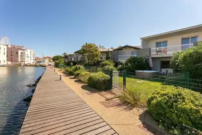 Image de Jolie Marina Ile St Martin 4 pièces avec jacuzzi Cap d'Agde