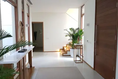 Large 4-bedroom villa with private pool, located near the golf course in Da Nang