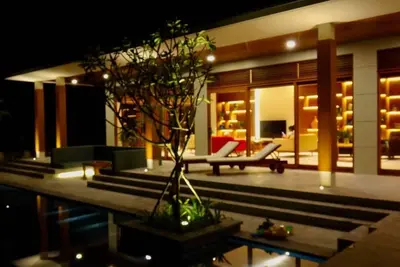 Large 4-bedroom villa with private pool, located near the golf course in Da Nang