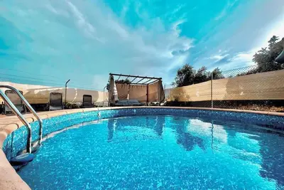 Image de Maison Vistabuena avec piscine privée.