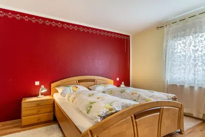 Image de Appartement \"Kreuzstube\" avec vue sur les montagnes et Wi-Fi