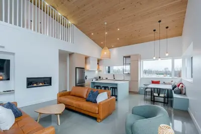 Image de La Villa Birdie spa face au Golf de Pont-Rouge!