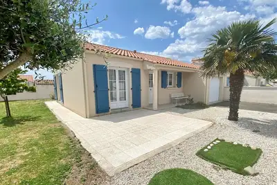 Image de Maison conviviale près de la plage avec jardin clos, 2 chambres, animaux admis