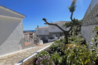 Appartement calme avec piscine, parking et barbecue à Peniscola, animaux admis