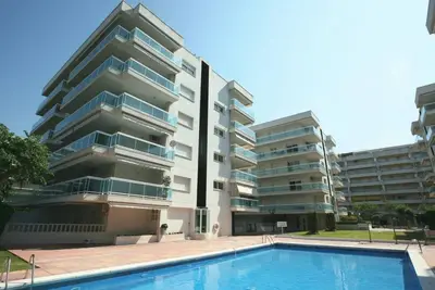 Image de Appartement 2 Chambres à Salou, près de la Plage avec Piscine et Jardins